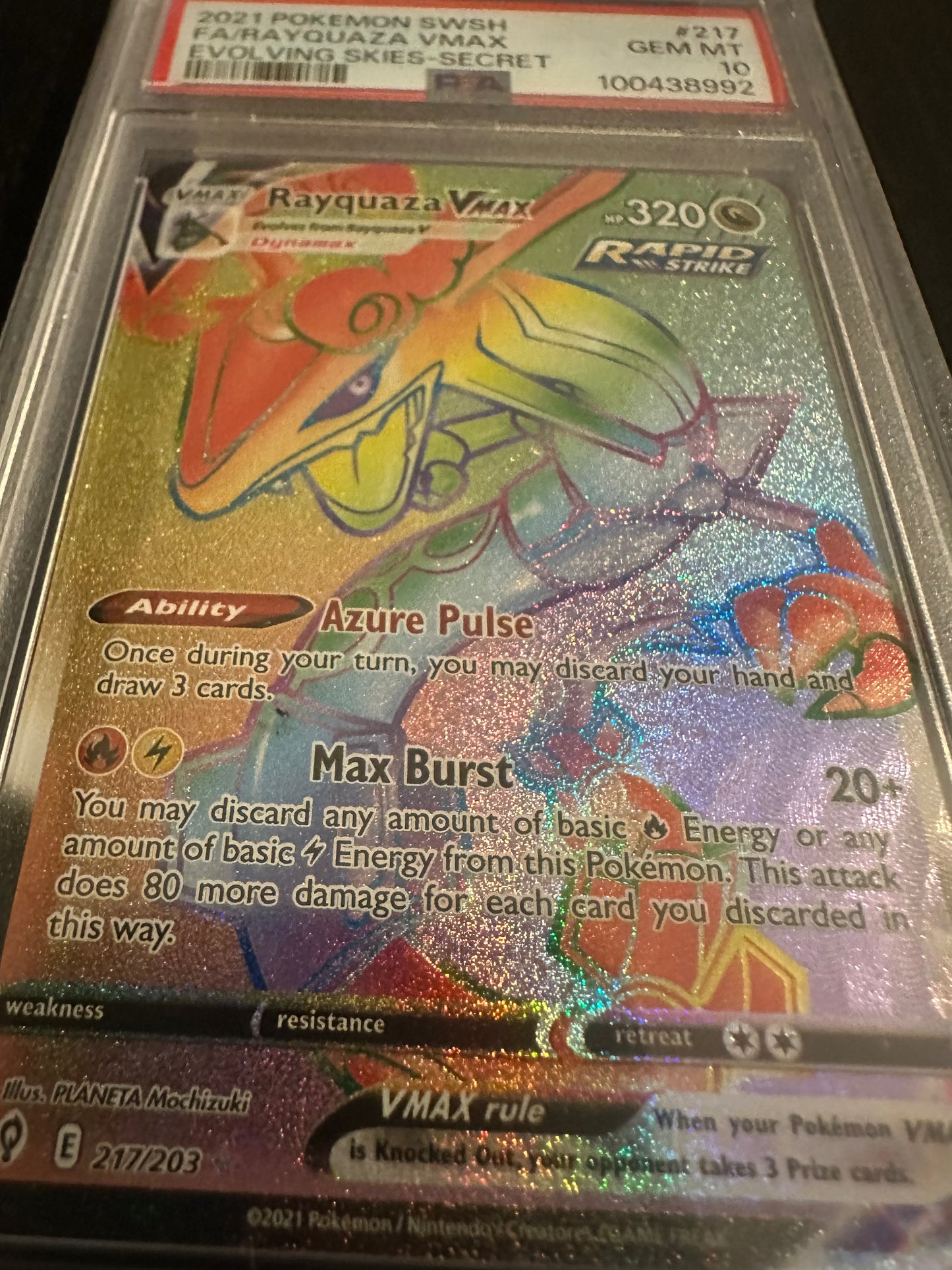 Rayquaza Rainbow Vmax #217 PSA 10 Evolving Skies 2021